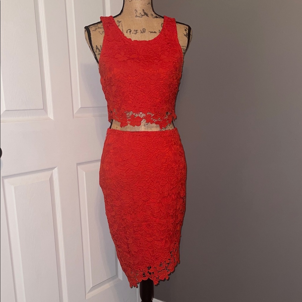 Elegant Red Lace 2 Piece Skirt Set